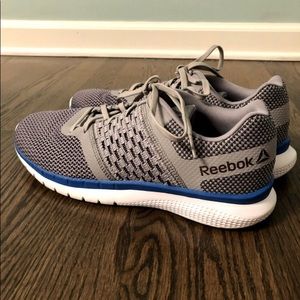 Men’s Reebok 9.5 running shoes
